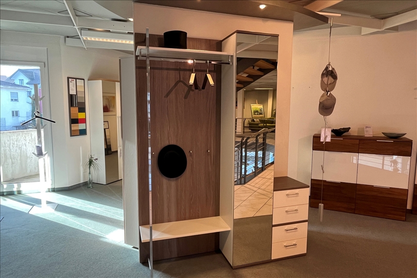 Color Fun Garderobe Kombination